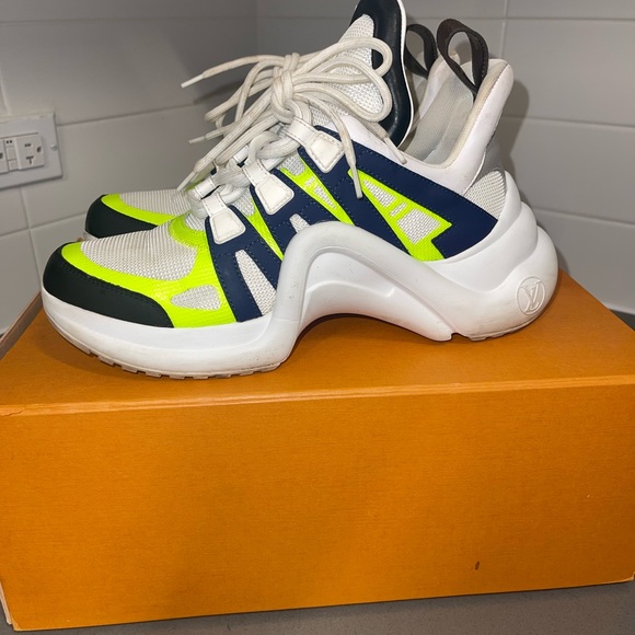 LV Archlight sneakers *LIMITED EDITION* 38 1/2. US women 8 1/2 - Picture 2 of 7